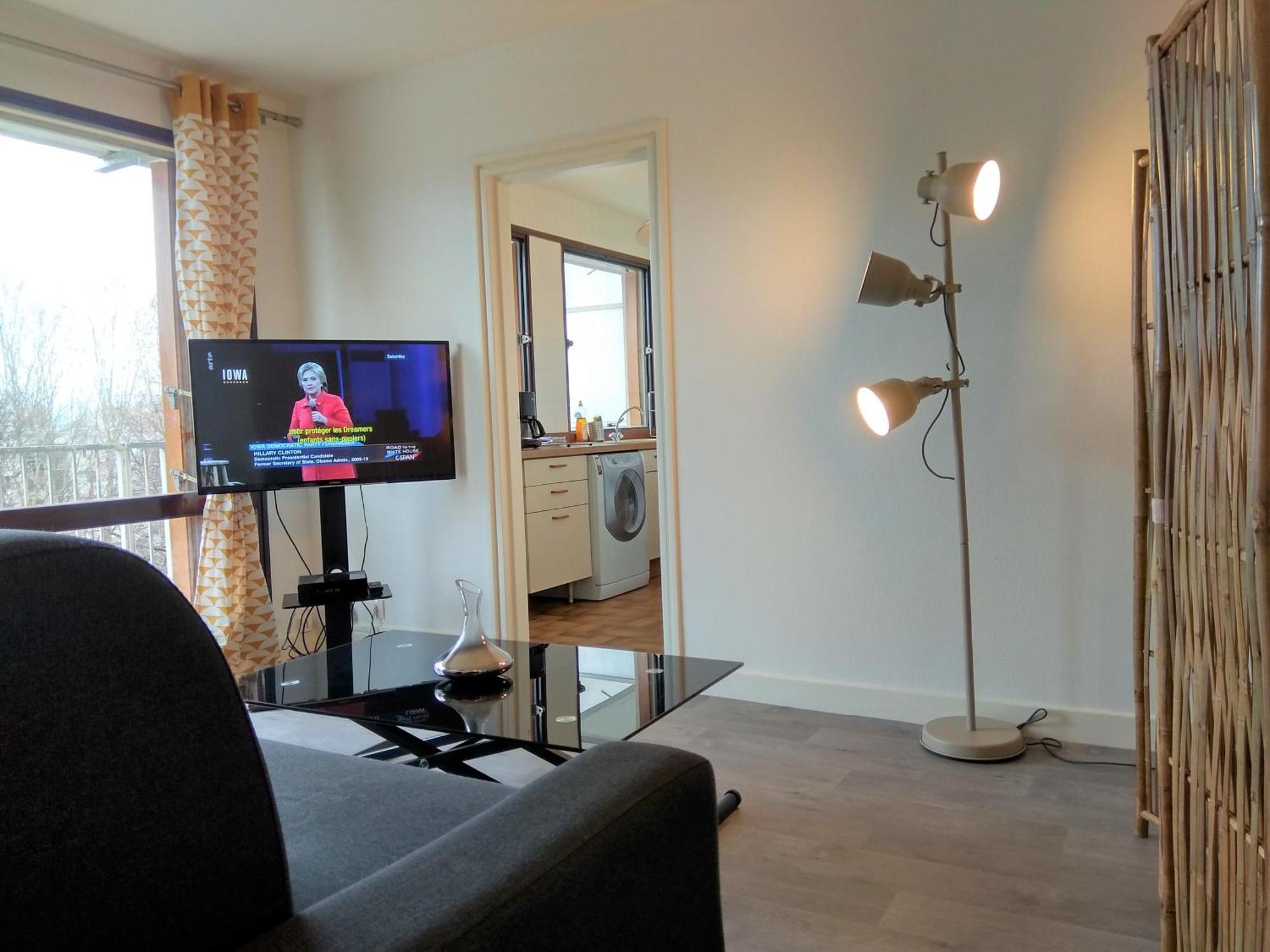 Budget Apart With Balcony And Great View Saint-Denis (Seine-Saint-Denis) Exterior foto